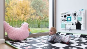 «Безопасные окна» в детской комнате.