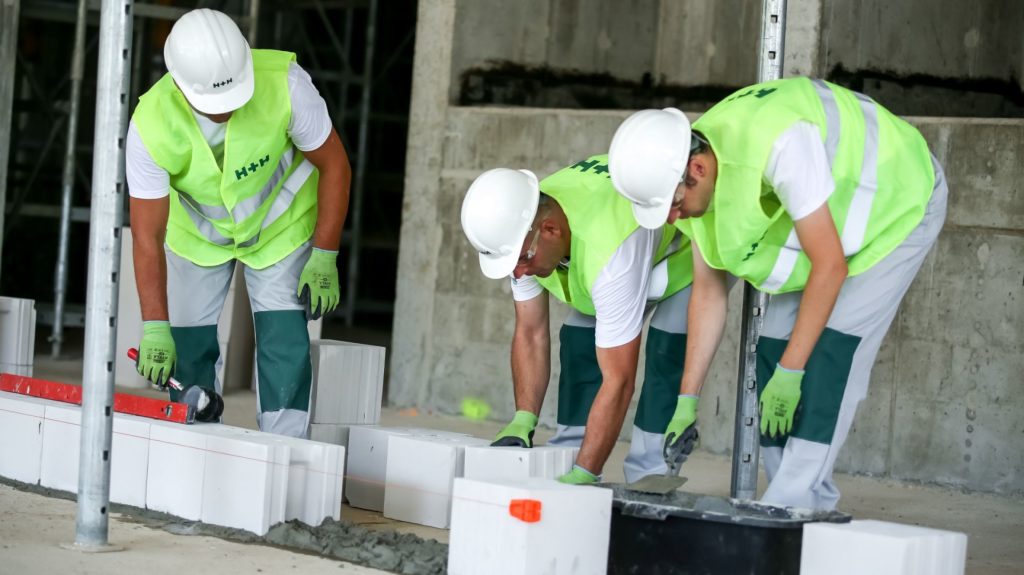 Строительство дома: узнайте, как правильно начать кладочные работы. Практическое руководство! Строительство дома: узнайте, как правильно начать кладочные работы. Практическое руководство!