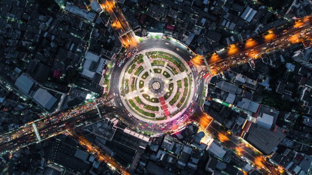 Как снизить уровень шума в квартире или офисе? Руководство