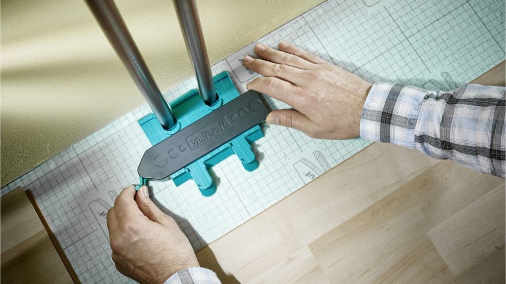 Полы из ламината - пошаговый монтаж Полы из ламината - пошаговый монтаж