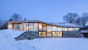 Стекло на фасаде: современные архитектурные решения