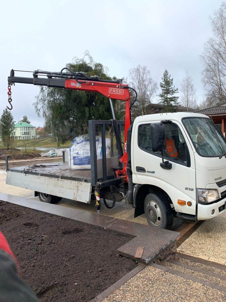 Манипулятор в СПб от 7000 руб./полсмены Манипулятор в СПб от 7000 руб./полсмены